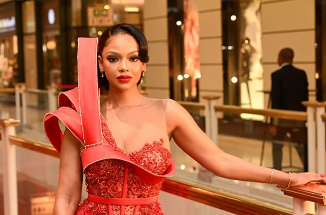 Mihlali Ndamase – Beauty Influencer, YouTuber, Model & Entrepreneur – South Africa